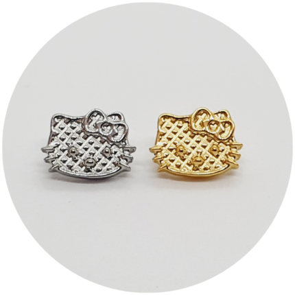 Coleção Hello Kitty - Labret Hello Kitty texturizado - Natural ou PVD Gold