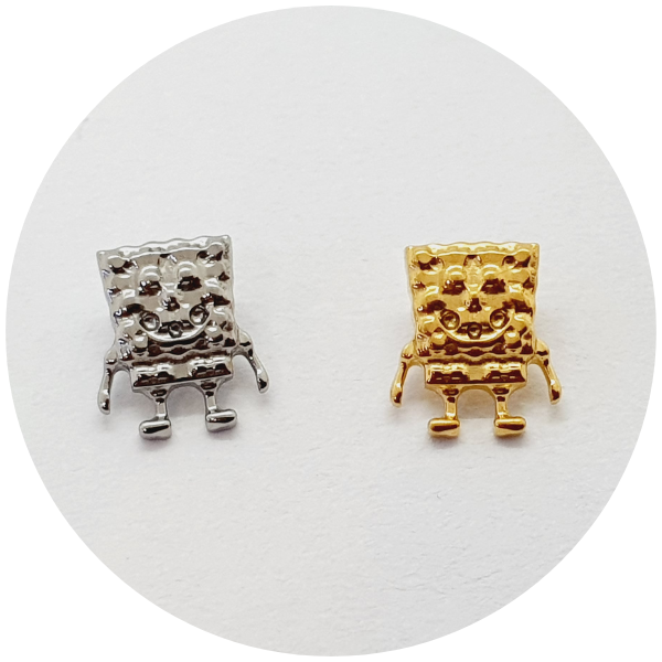 T4676-4677 LABRET BOB ESPONJA - NATURAL OU PVD GOLD - haste em titanio natural - Imagem 1